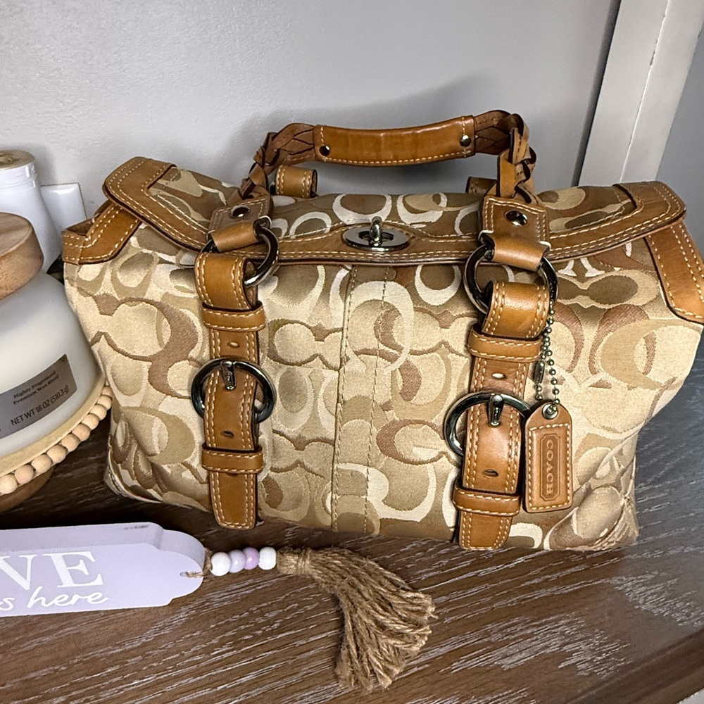 2007 Y2K Coach Chelsea Optic Signature Jacquard satchel